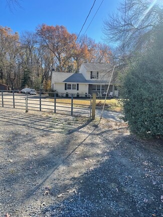 Cream Ridge, NJ Industrial - 845 Monmouth Rd
