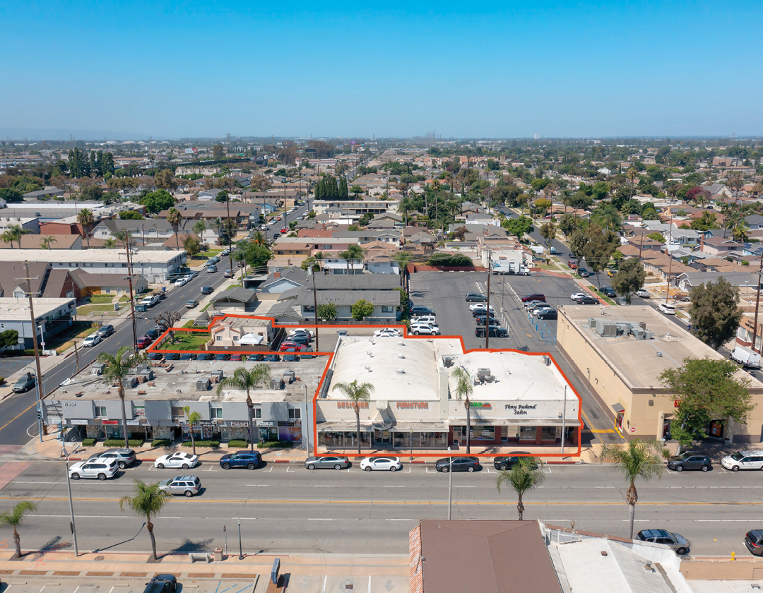 17041-17047 Bellflower Blvd, Bellflower, CA for Sale