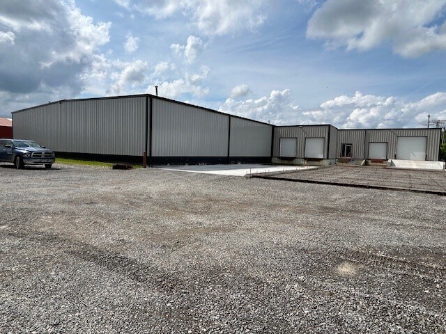 4726 Nash Rd, Scott City, MO for Sale