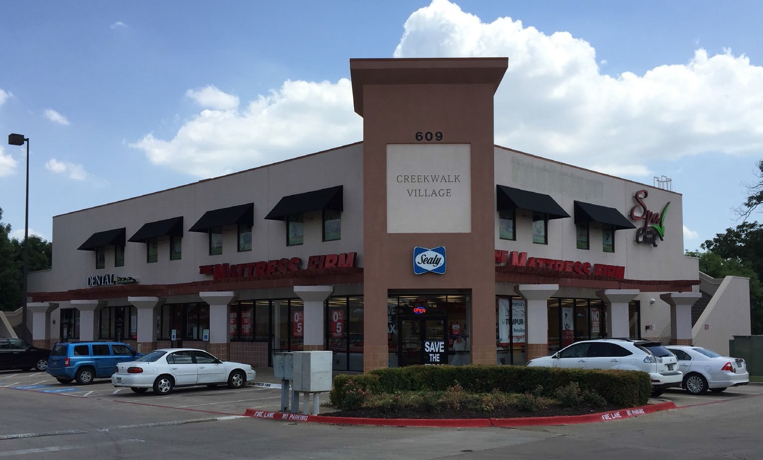 609 W 15th St, Plano, TX for Rent