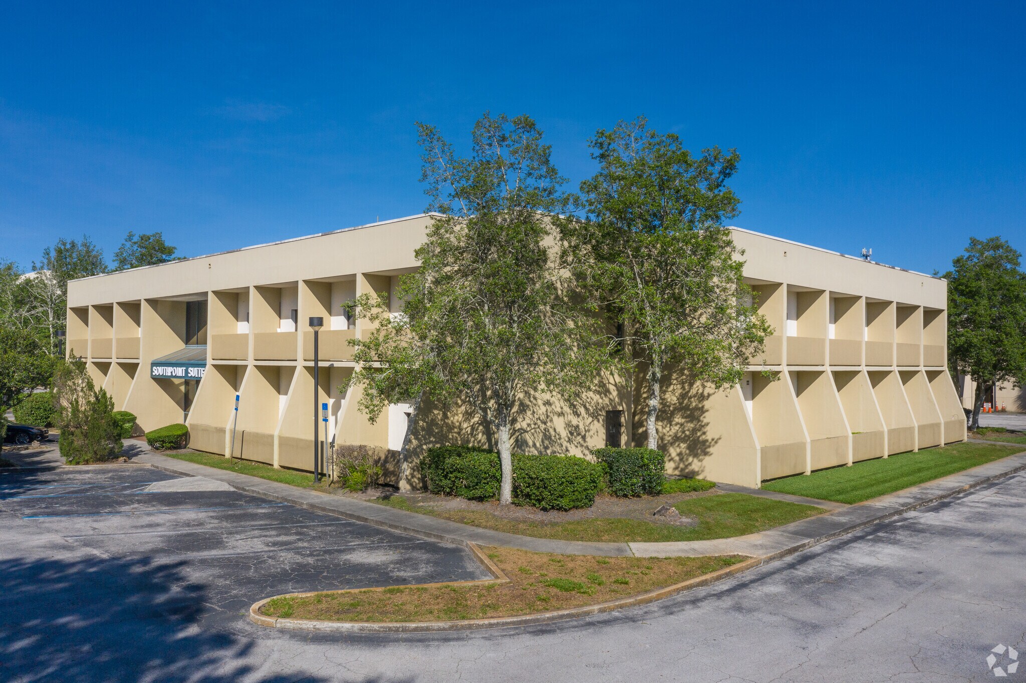 6821 N Southpoint Dr, Jacksonville, FL for Rent