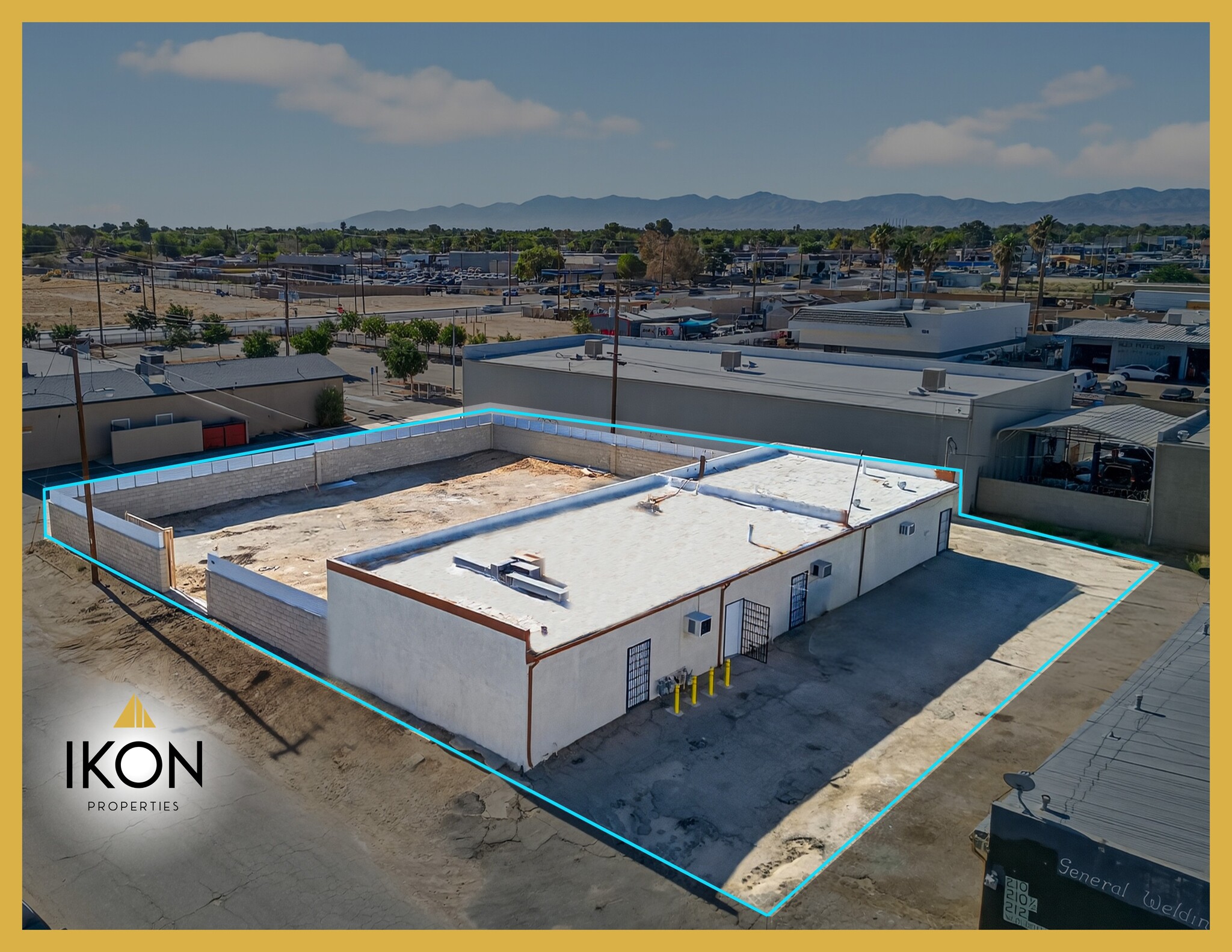 206-208 W Oldfield St, Lancaster, CA for Sale
