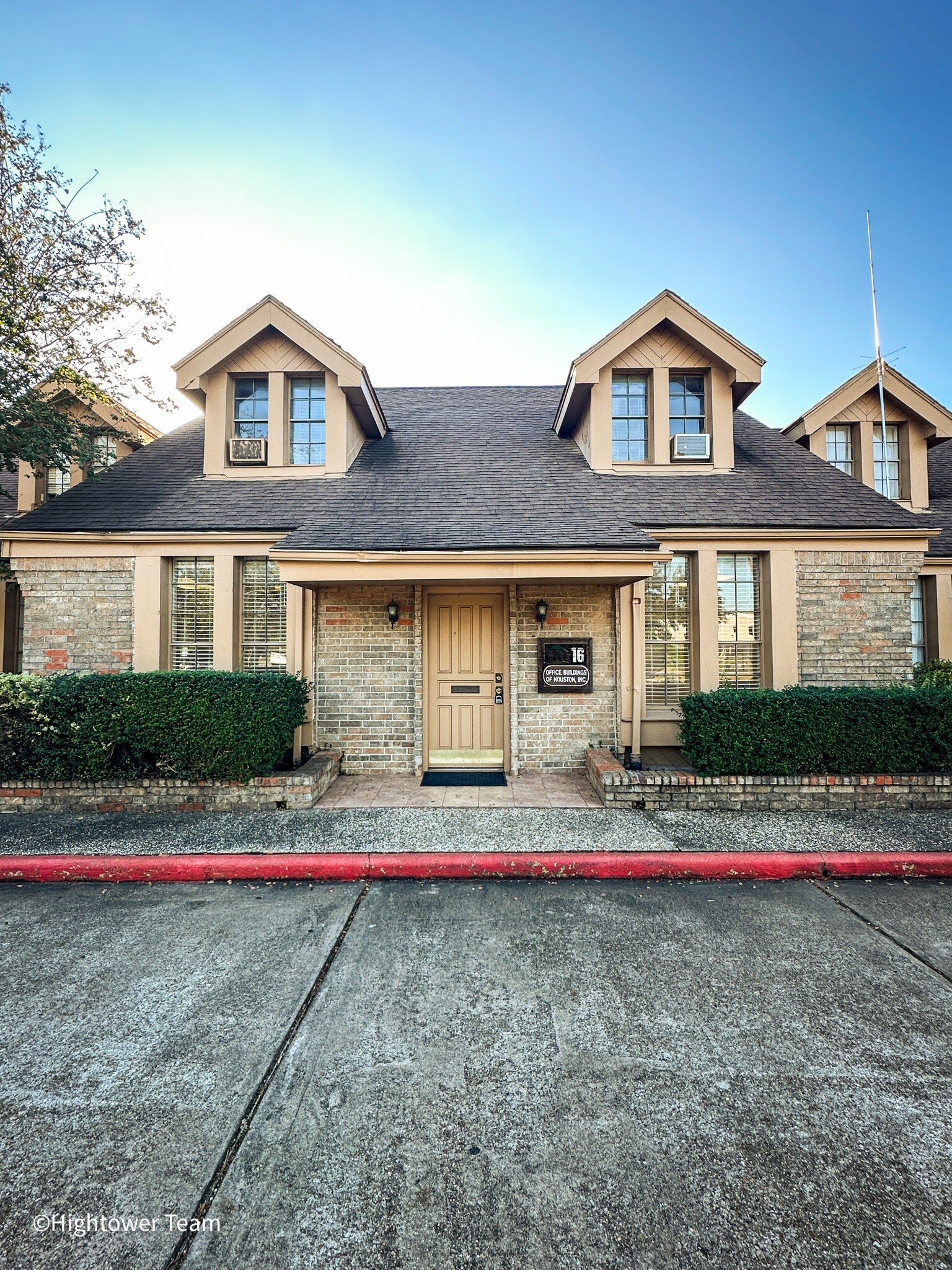 6910 Bellaire Blvd, Houston, TX for Sale