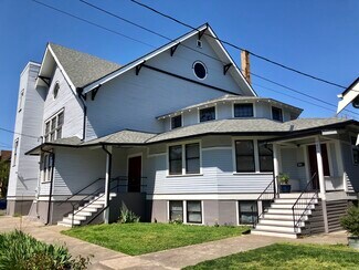 Portland, OR undefined - 7809 NE Everett St