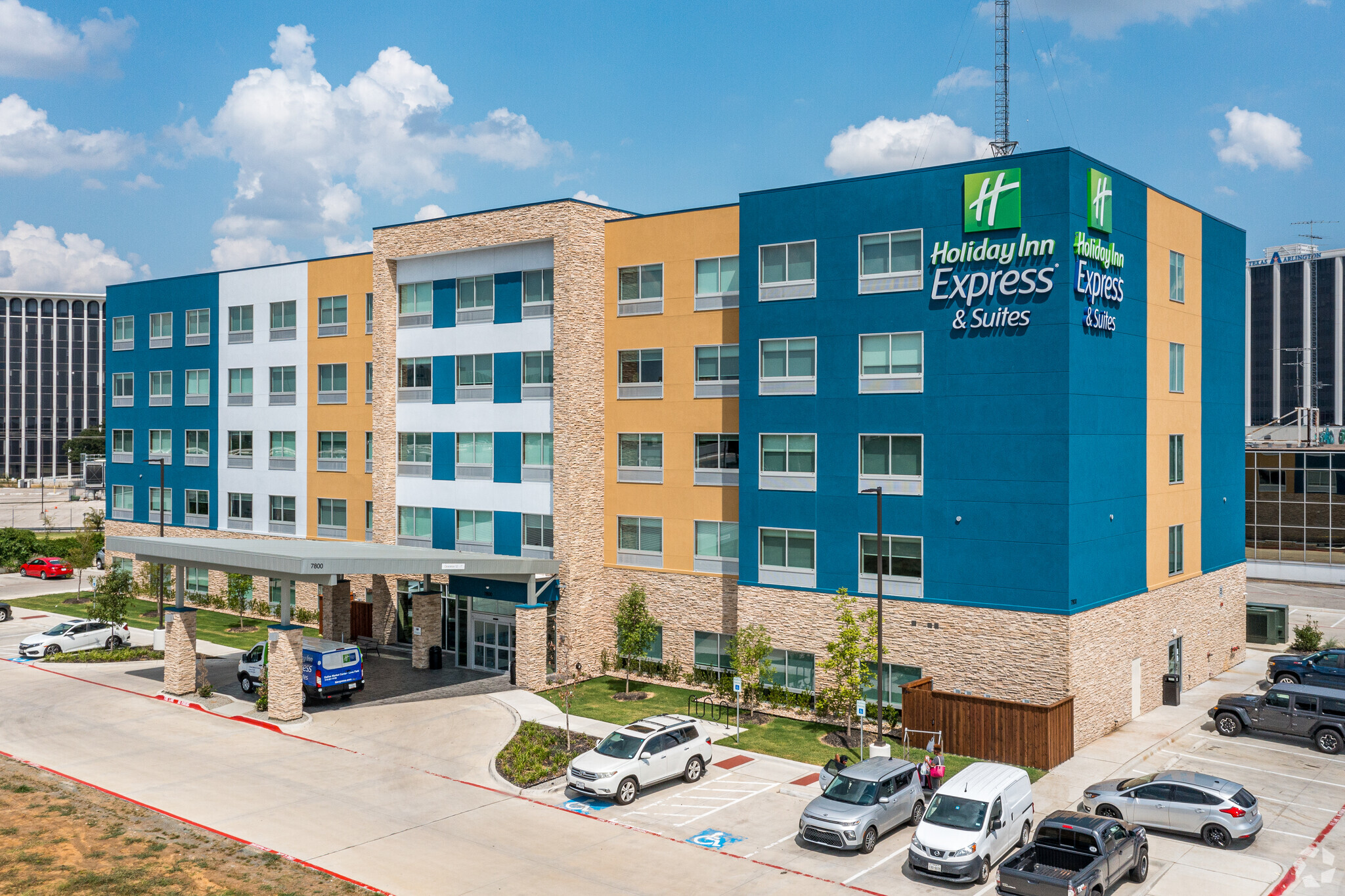 7800 John W Carpenter Fwy, Dallas, TX for Sale