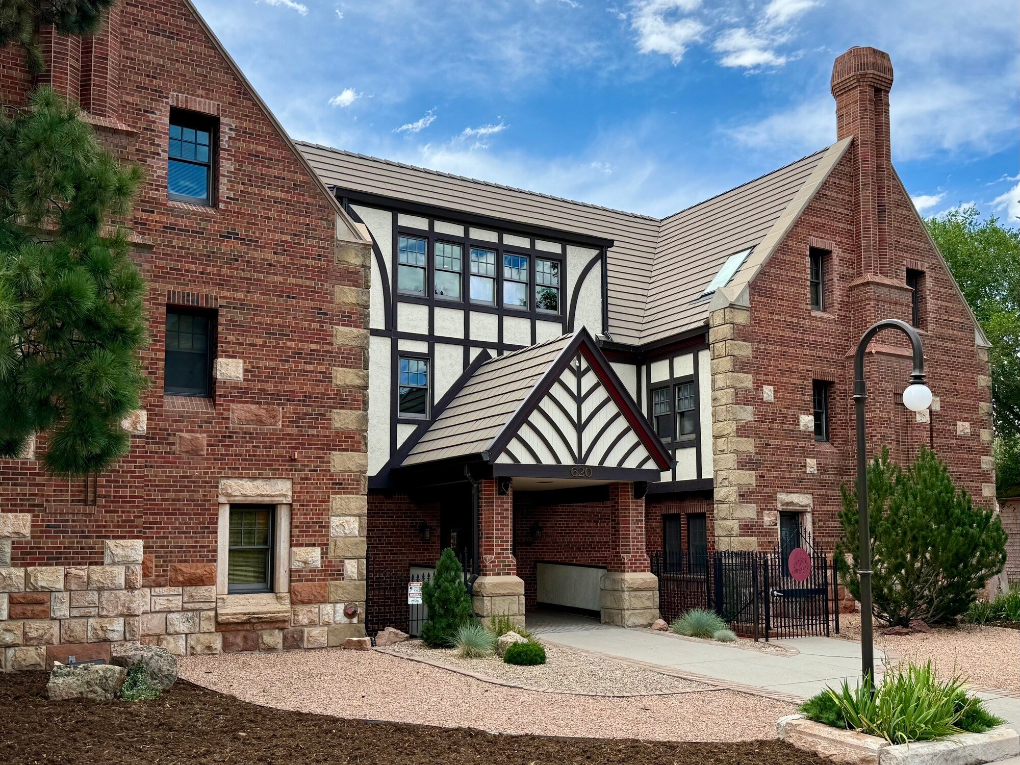 620 S Cascade Ave, Colorado Springs, CO for Sale
