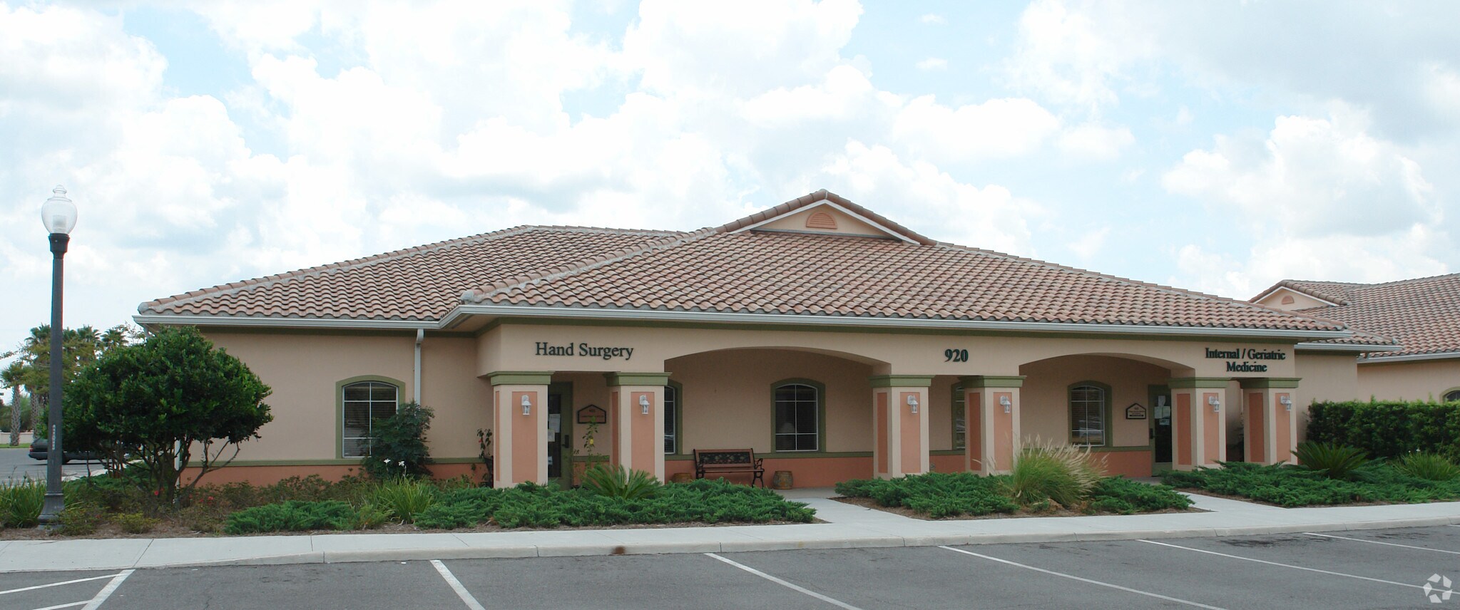 1400 US HIGHWAY 441 Hwy, Lady Lake, FL for Rent