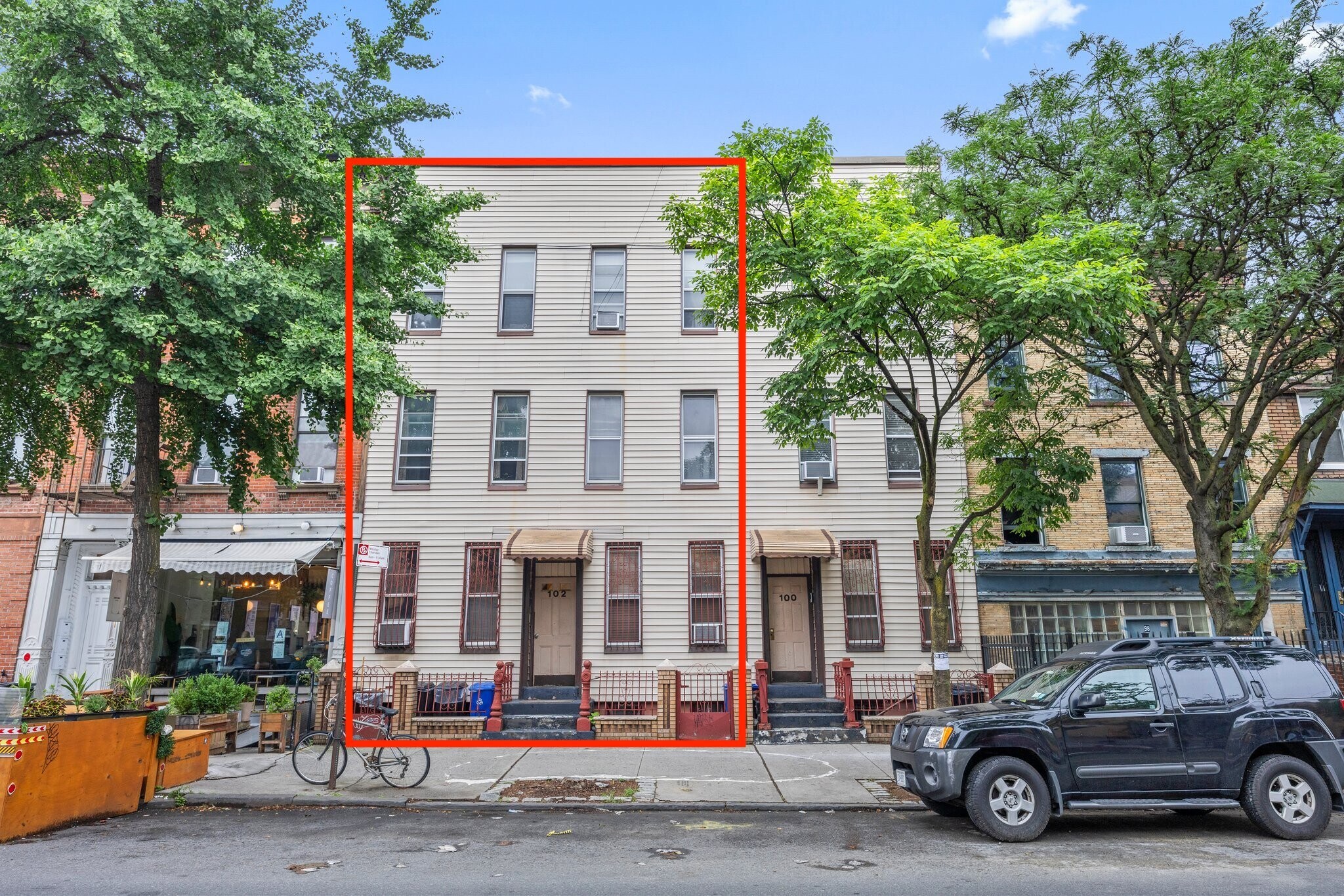 102 Roebling St, Brooklyn, NY for Sale