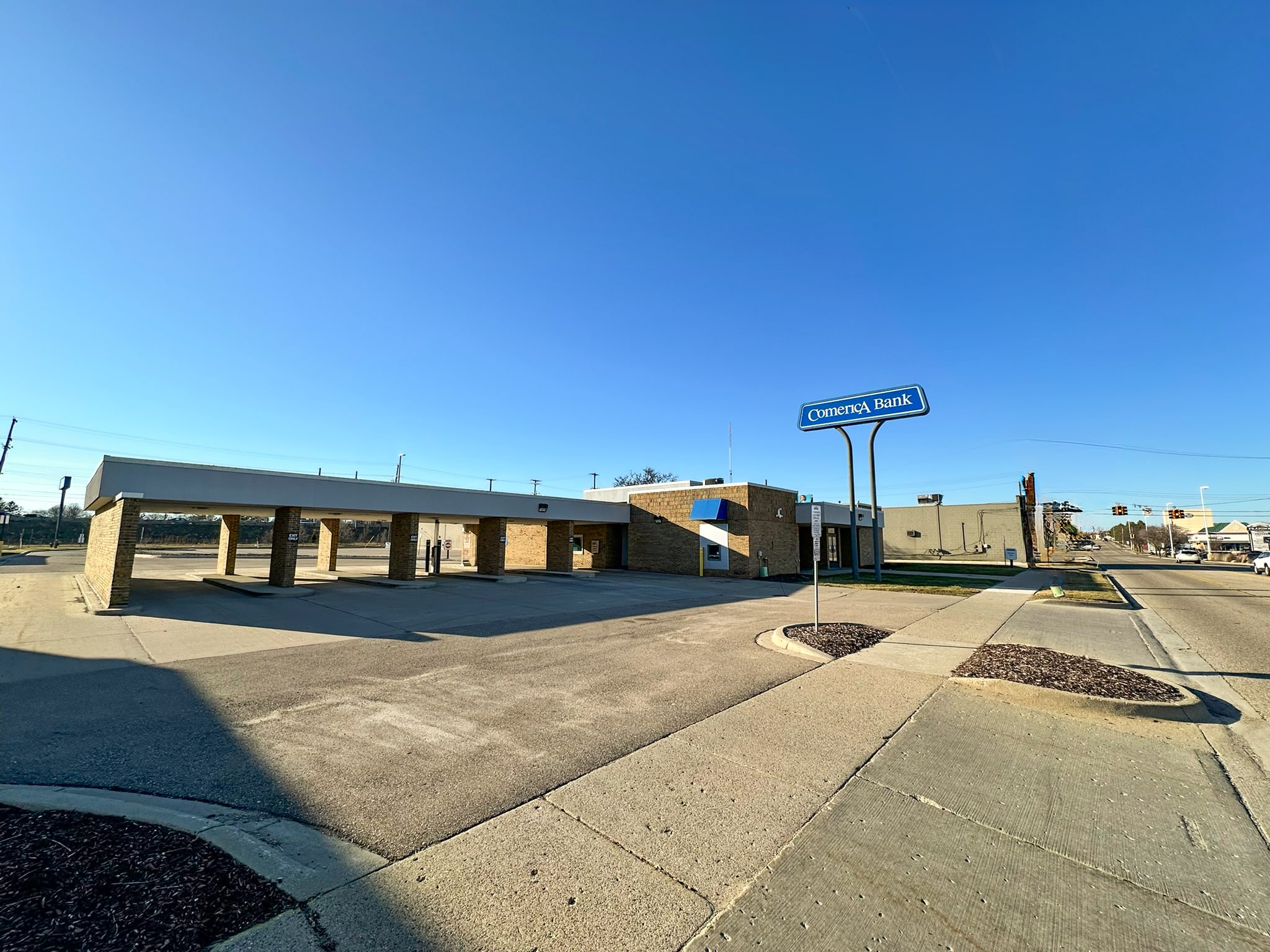 223 N Clippert St, Lansing, MI for Sale
