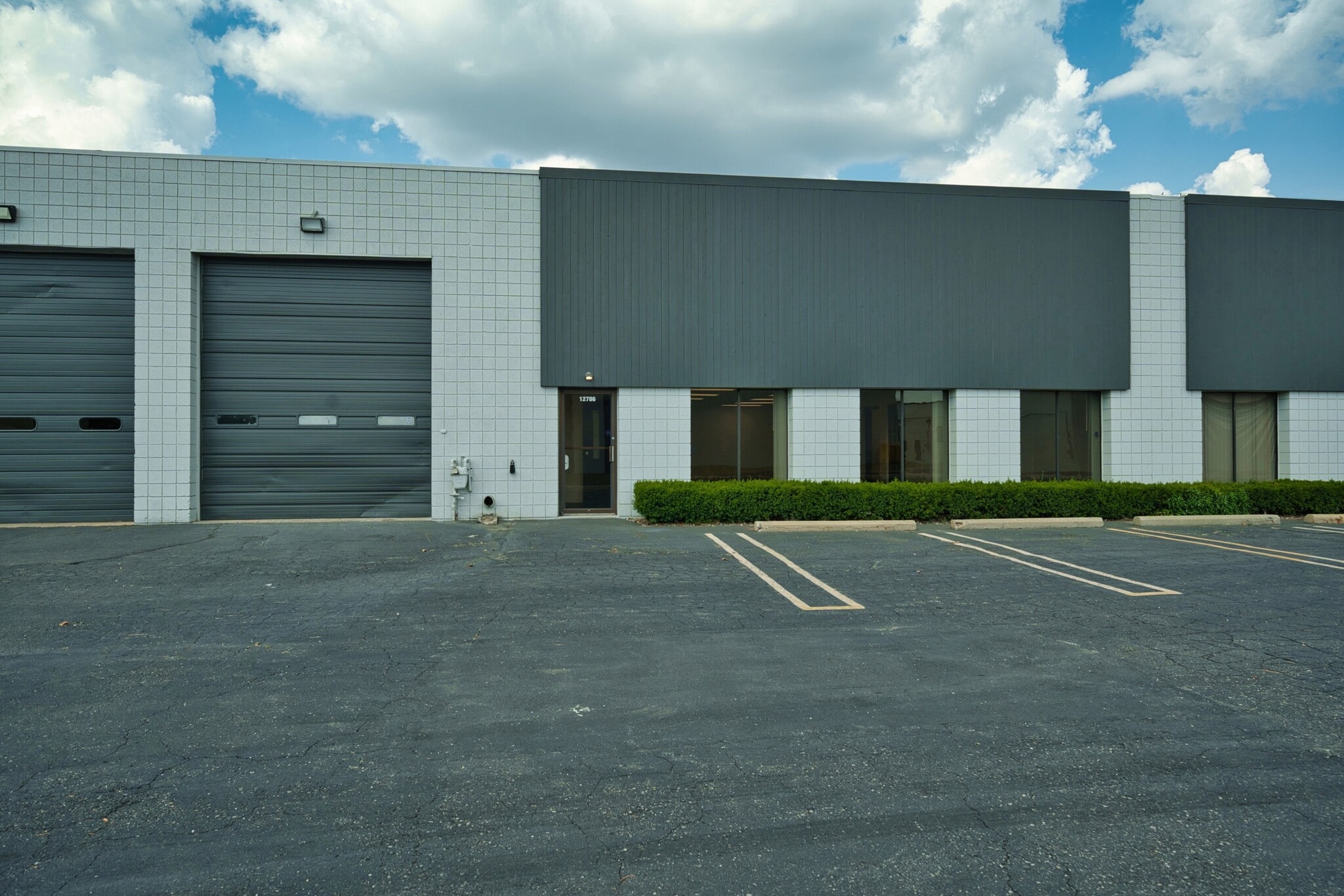 12786 Currie Ct, Livonia, MI for Rent