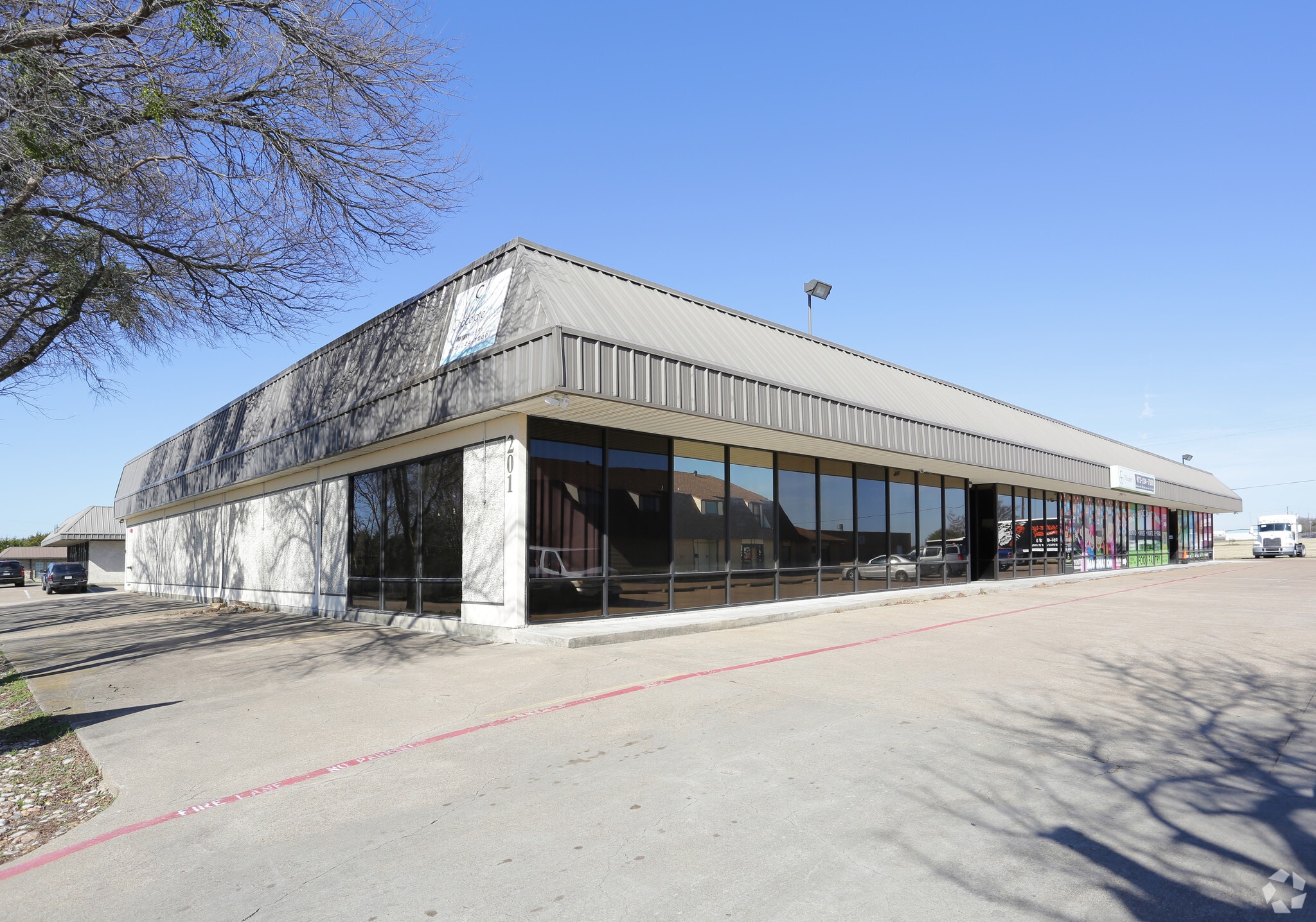 201 Executive Way, DeSoto, TX for Rent