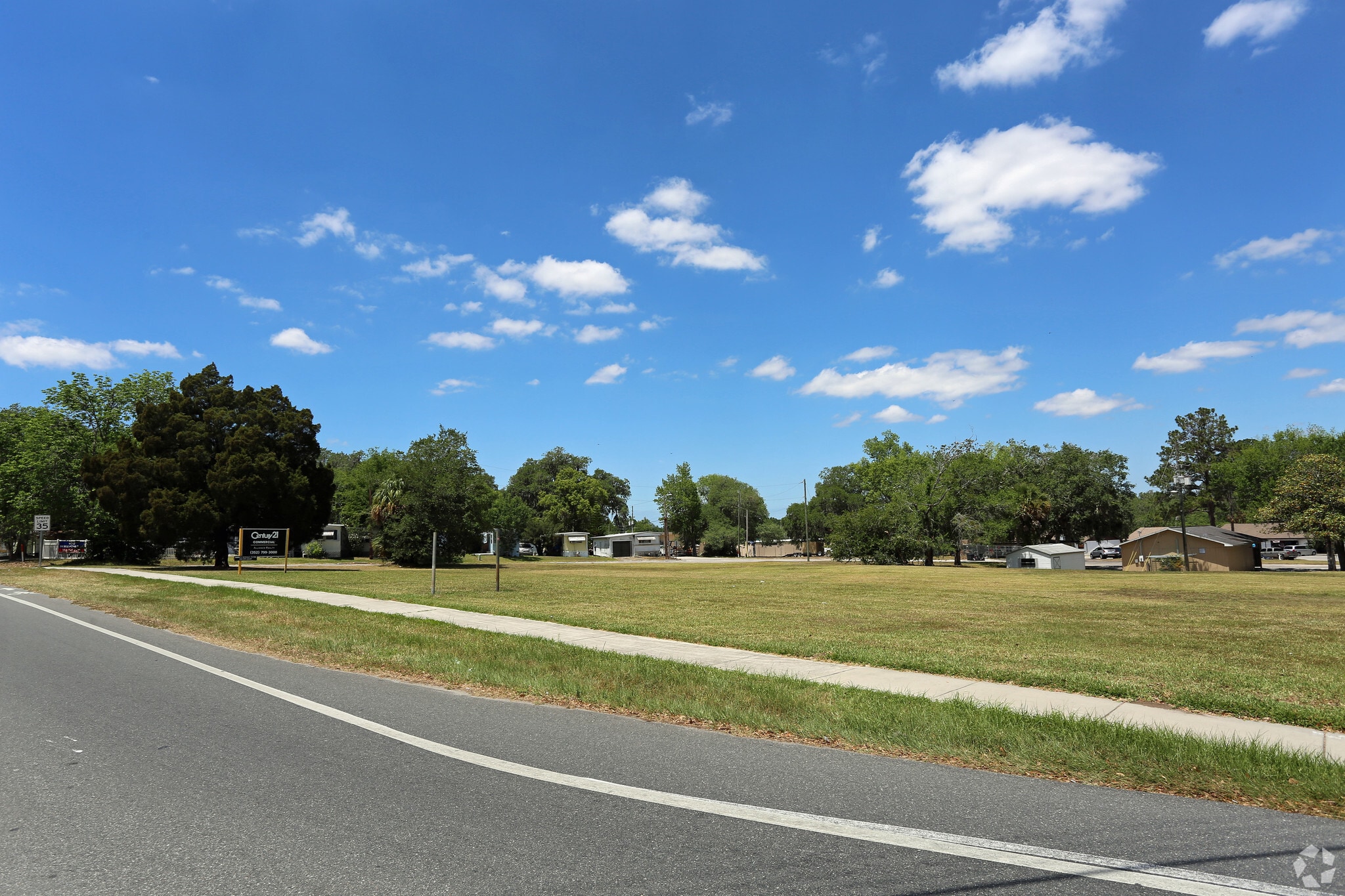 615 Old Hospital Dr, Brooksville, FL for Sale