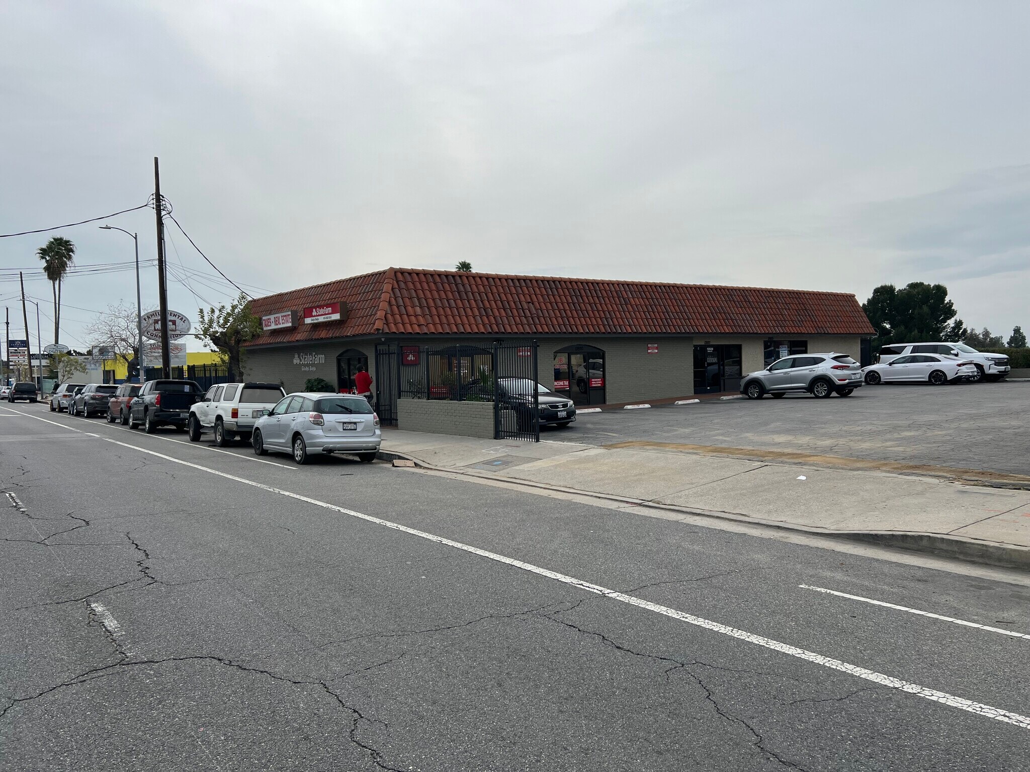 13920 Foothill Blvd Sylmar, CA 91342 Retail Property for Lease on