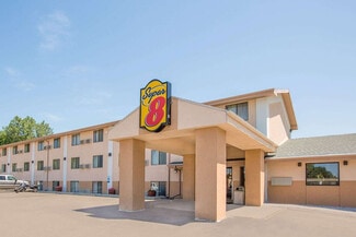 Sioux City, IA Hospitality - 4307 Stone Ave