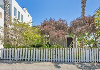Santa Monica, CA Residential Income - 137 Strand St