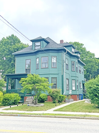 Portland, ME Apartments - 429 Deering Ave