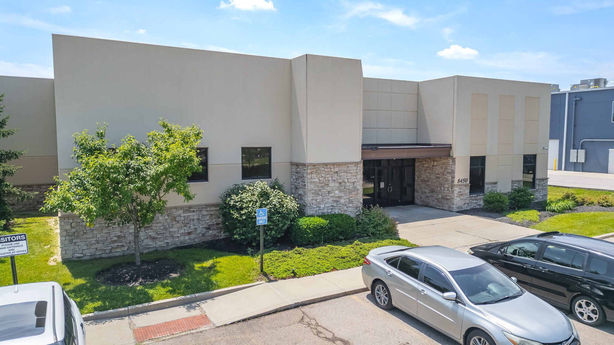 8450 Duke Blvd, Mason, OH for Rent