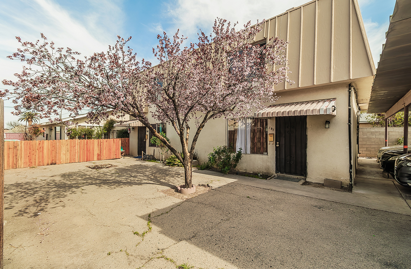 747 Stamoules St, Mendota, CA for Sale