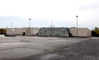 Indianapolis, IN Retail - 16 E Sherman Dr