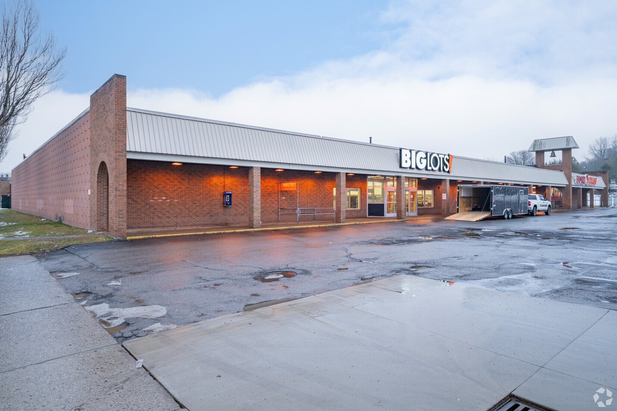 21-41 S Main St, Jamestown, NY for Rent