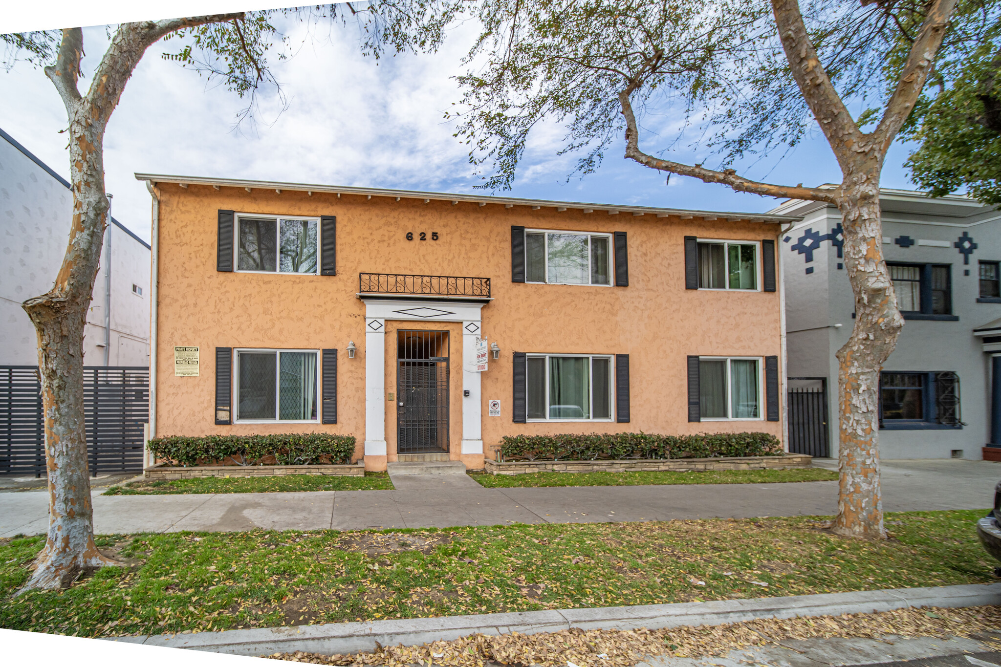 625 Elm Ave, Long Beach, CA for Sale