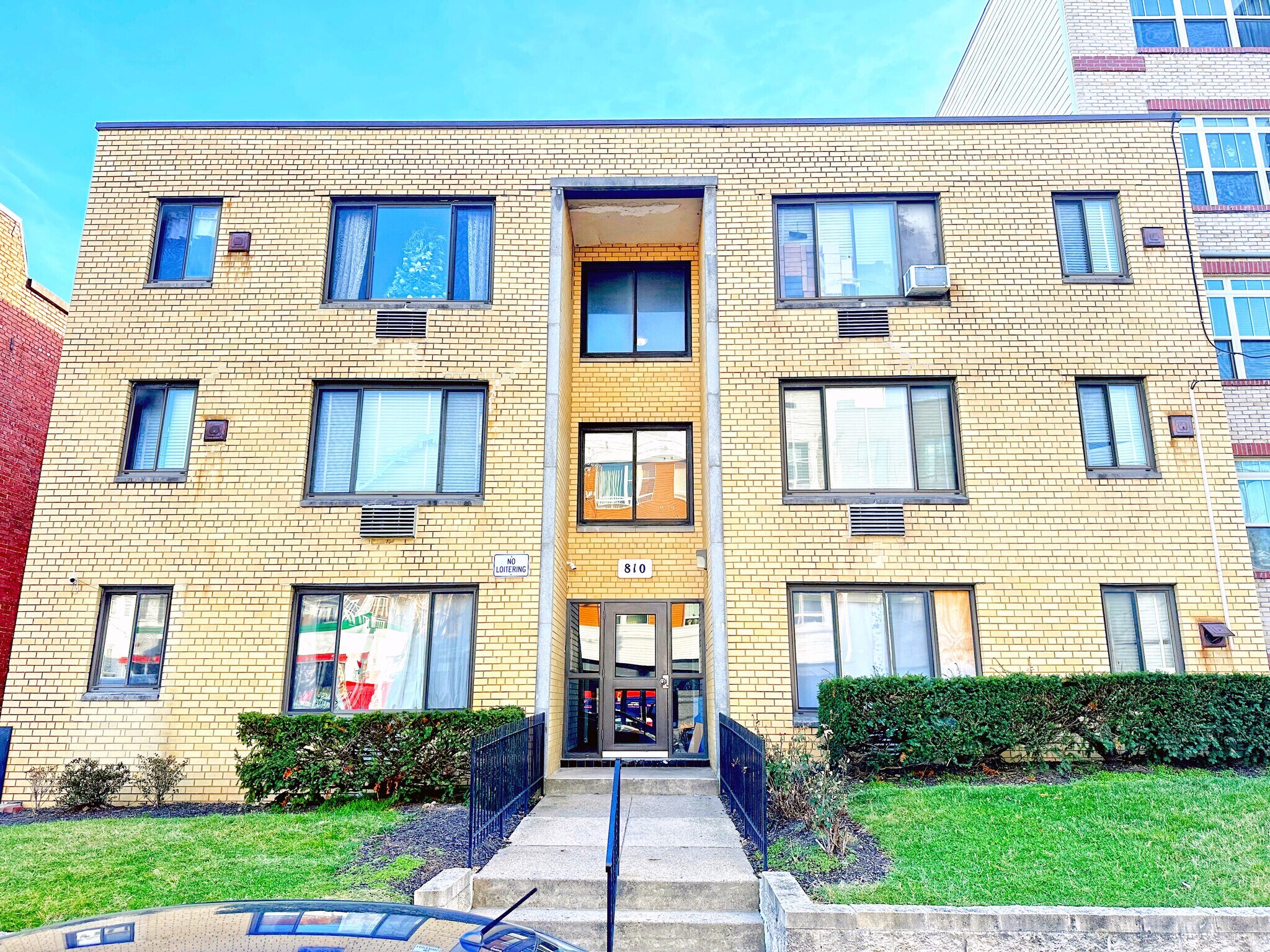 810 Kennedy St NW, Washington, DC for Sale