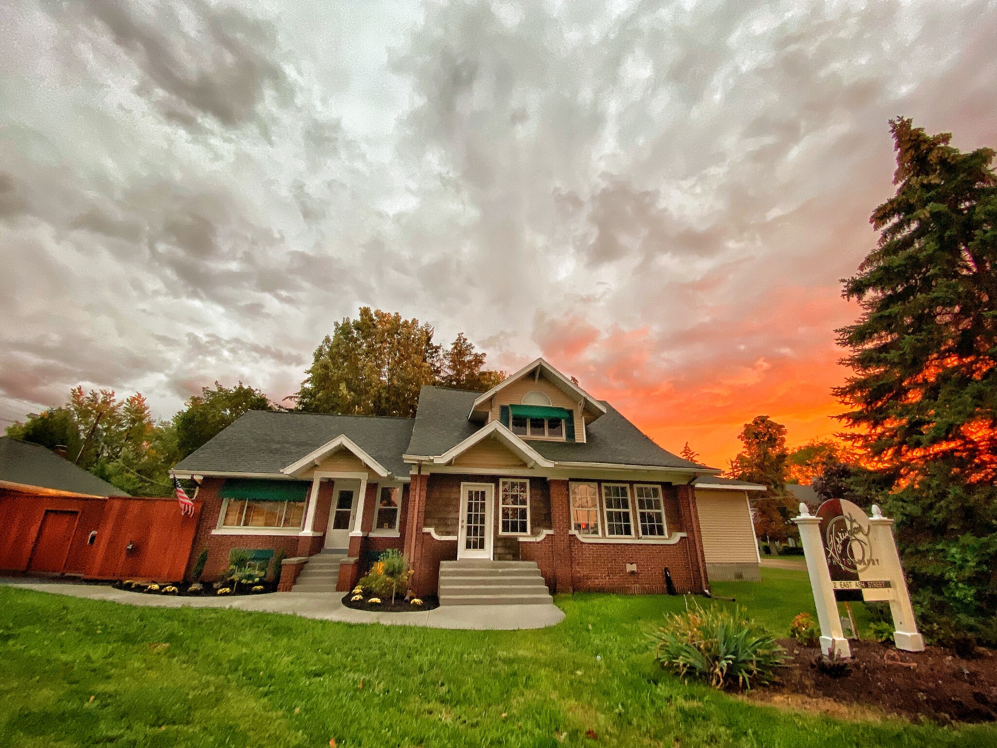 2 Ash St E, Three Oaks, MI for Sale