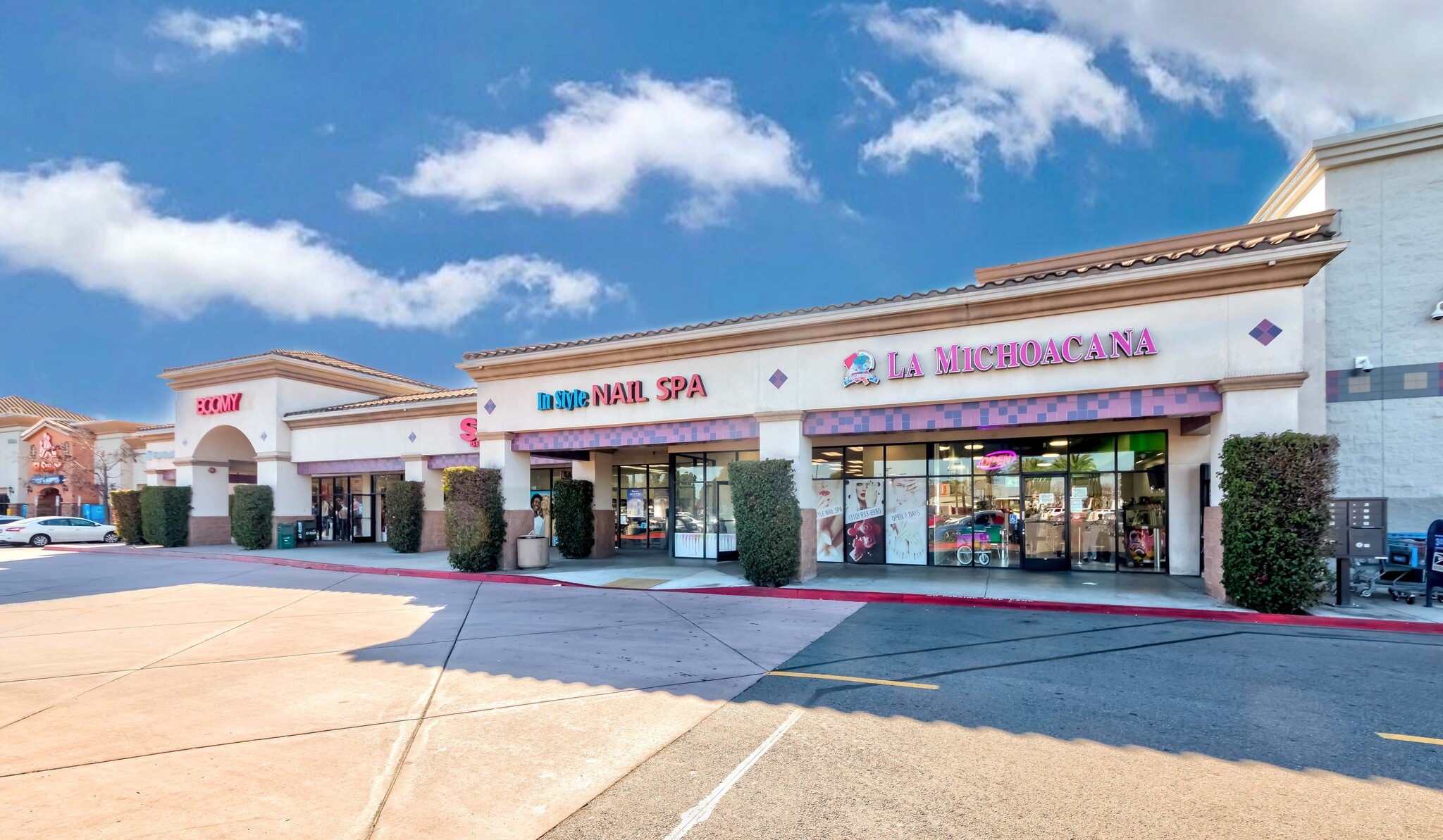 14525 Lakewood Blvd, Paramount, CA for Sale