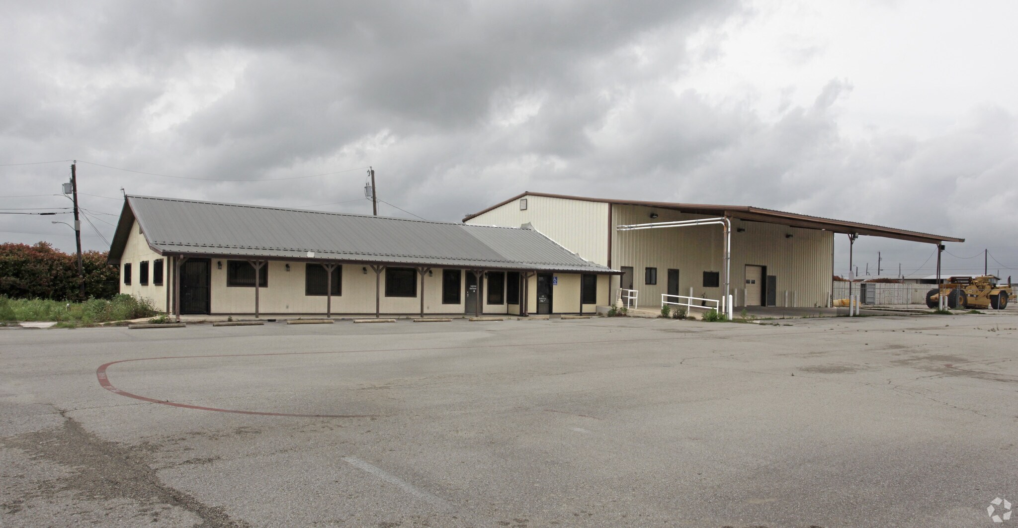 108 McNutt Rd Hutto, TX 78634 Industrial Property for Lease on