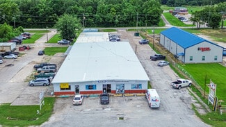 Liberty, TX Storefront Retail/Office - 2718-2720 N Main St