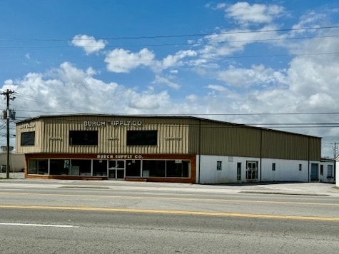 1419 Smithville Hwy, McMinnville, TN for Sale