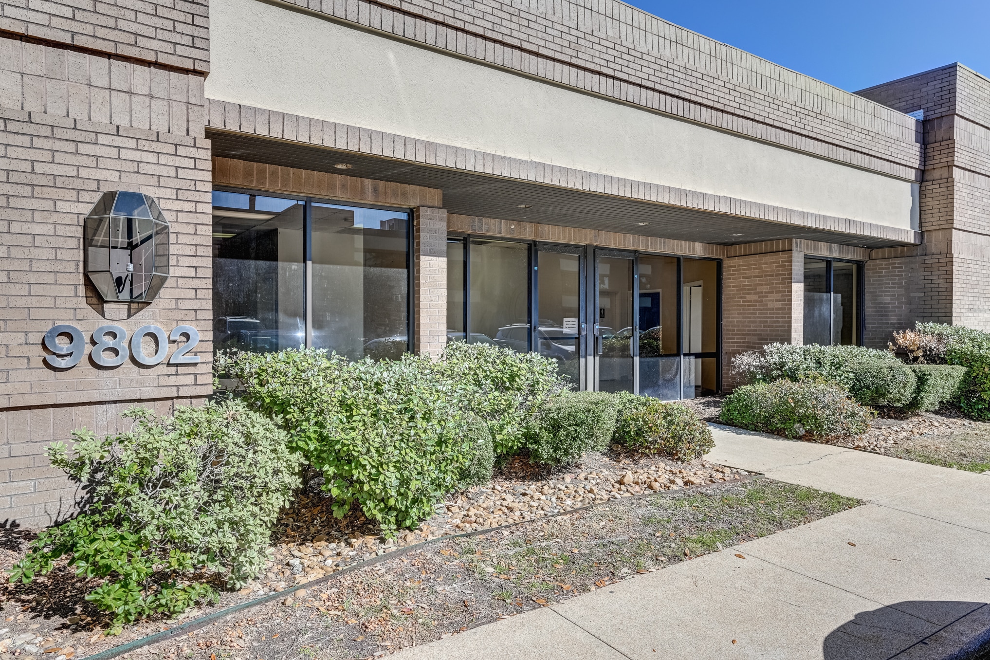 9802 Whithorn Dr, Houston, TX for Sale