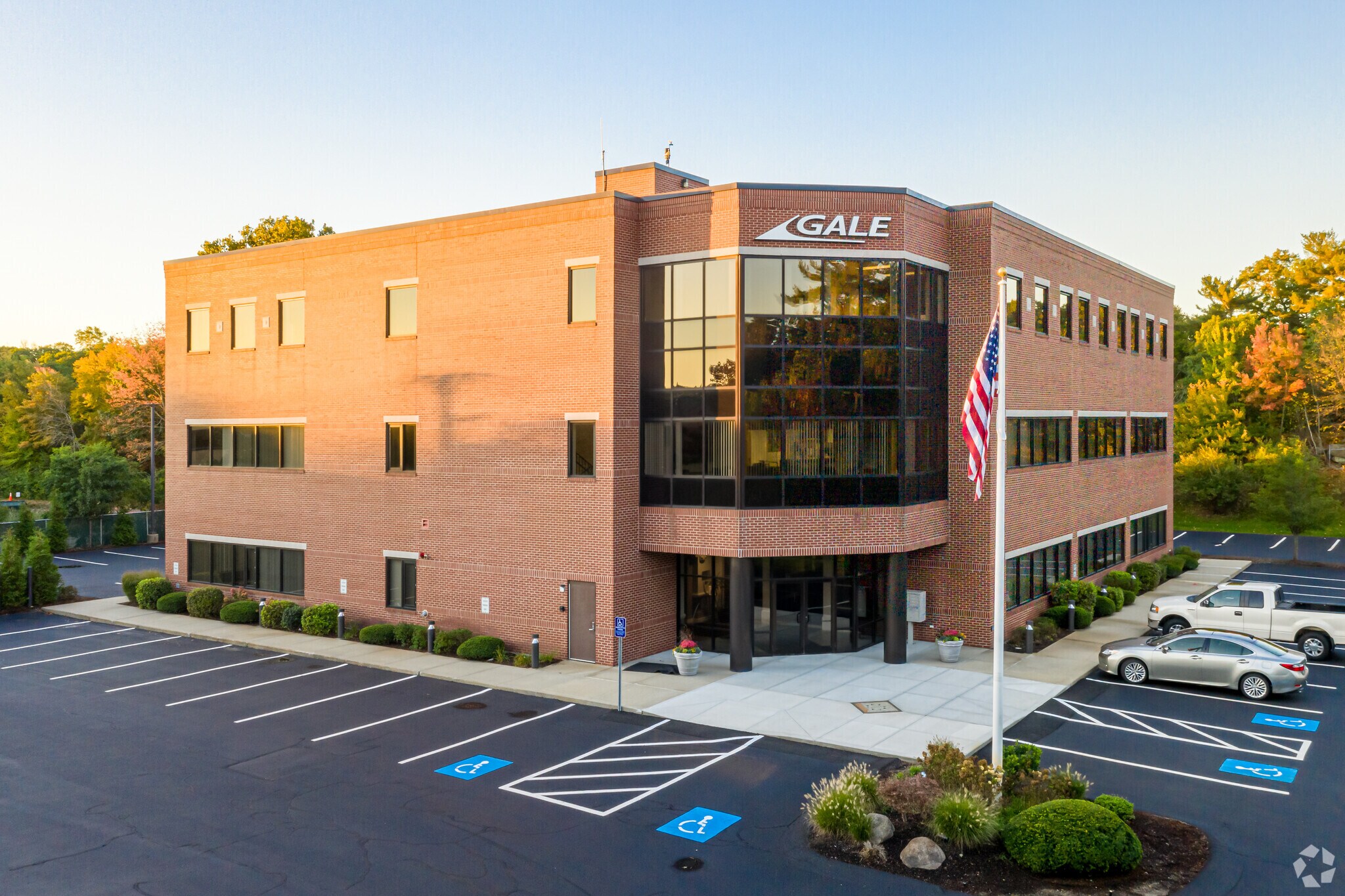 163 Libbey Industrial Pky Weymouth, MA 02189 Office Property for Sale