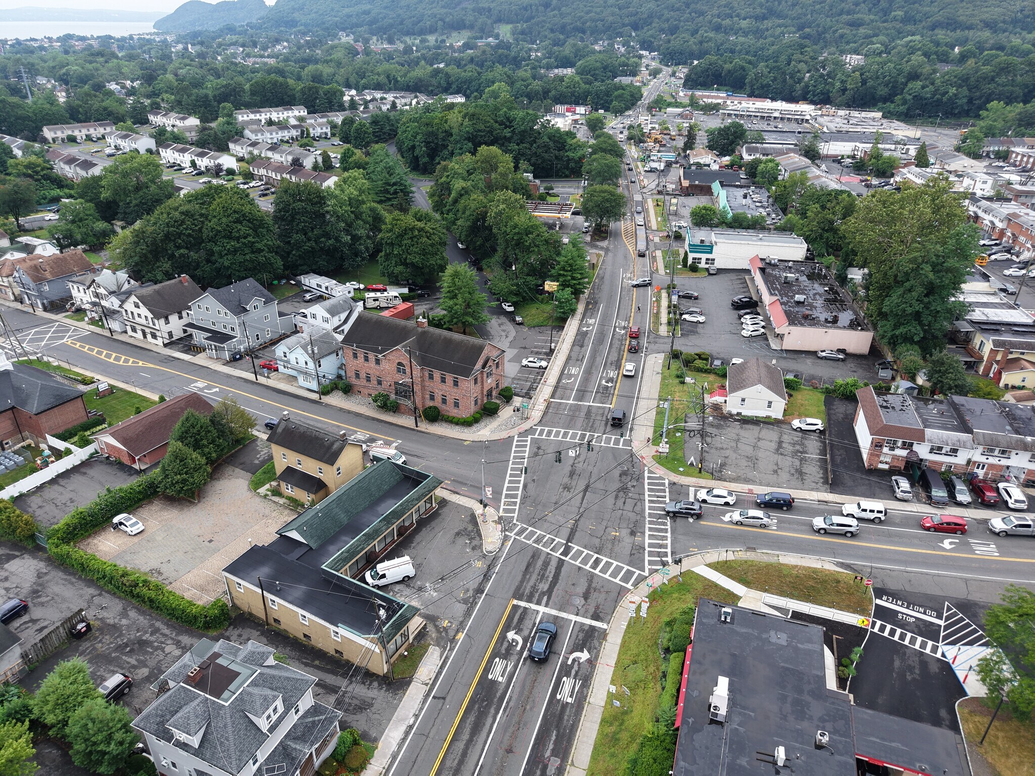 2 N Route 9W, West Haverstraw, NY for Rent