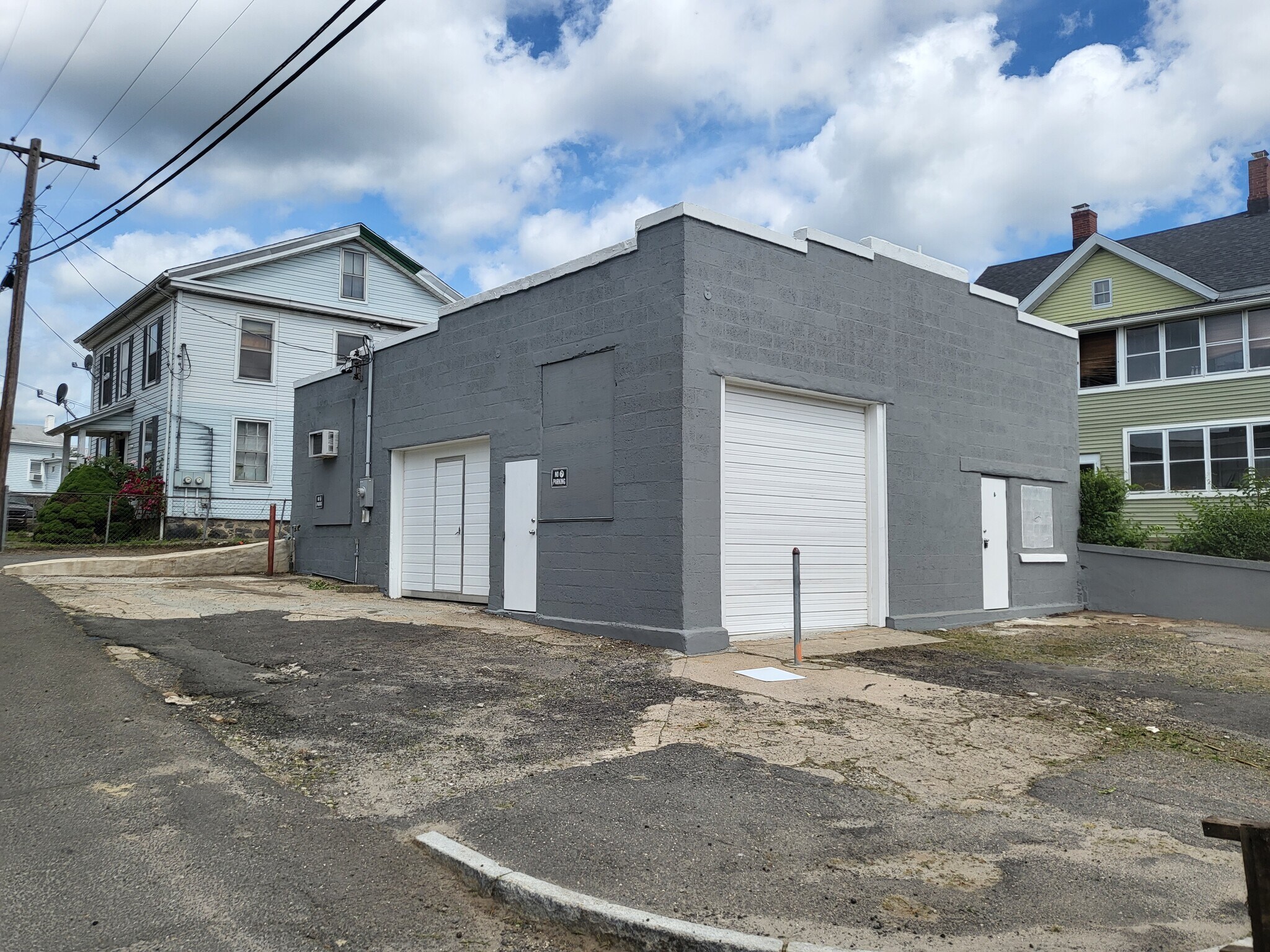364 Mill St Waterbury, CT 06706 Industrial Property for Lease on
