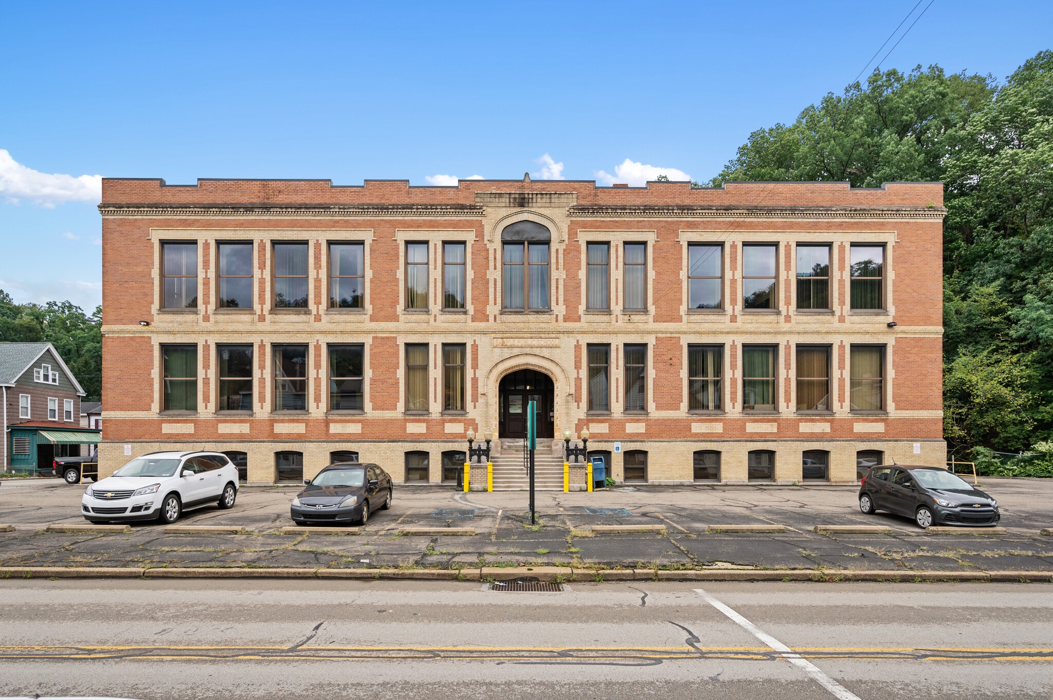 820 Evergreen Ave, Pittsburgh, PA for Rent