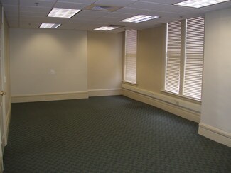6 N MAIN ST