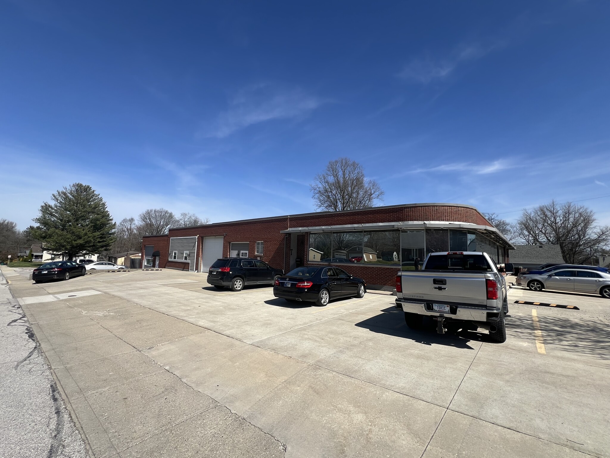 150 W Clinton St, Danville, IN for Sale