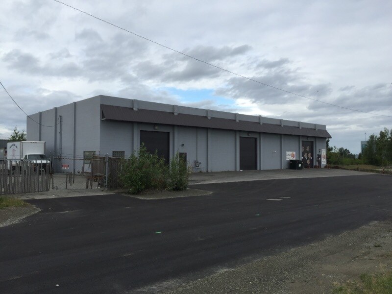 1000 W 66th Ct, Anchorage, AK for Sale