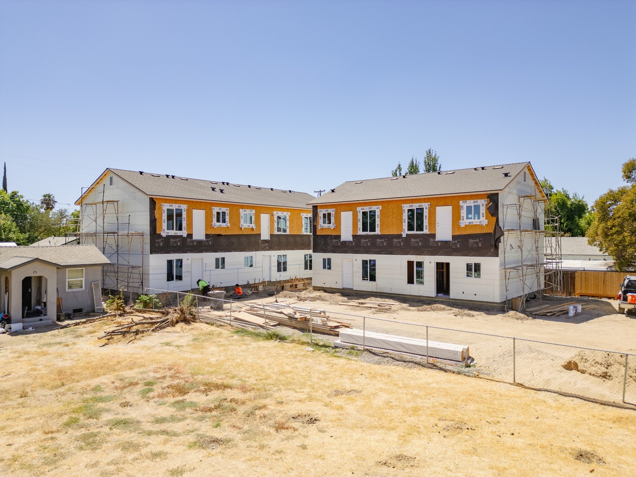 40 W 13th St, Merced, CA for Sale