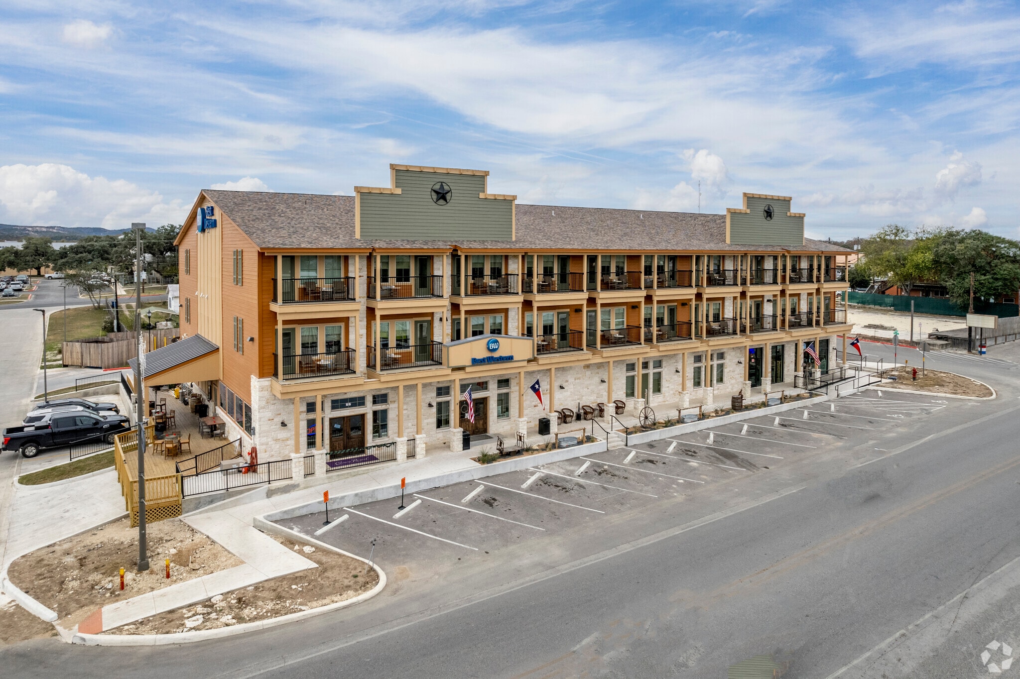 711 Main St, Bandera, TX for Sale