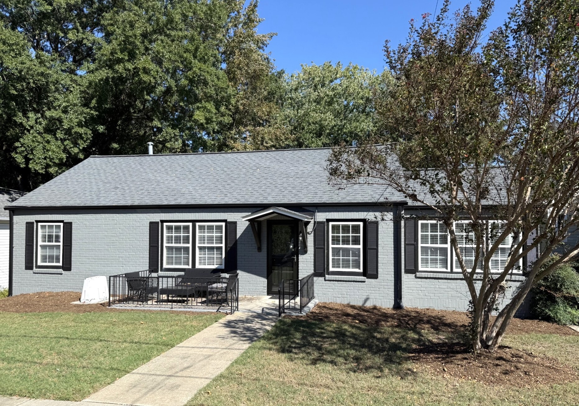 202 W Chatham St, Apex, NC for Sale