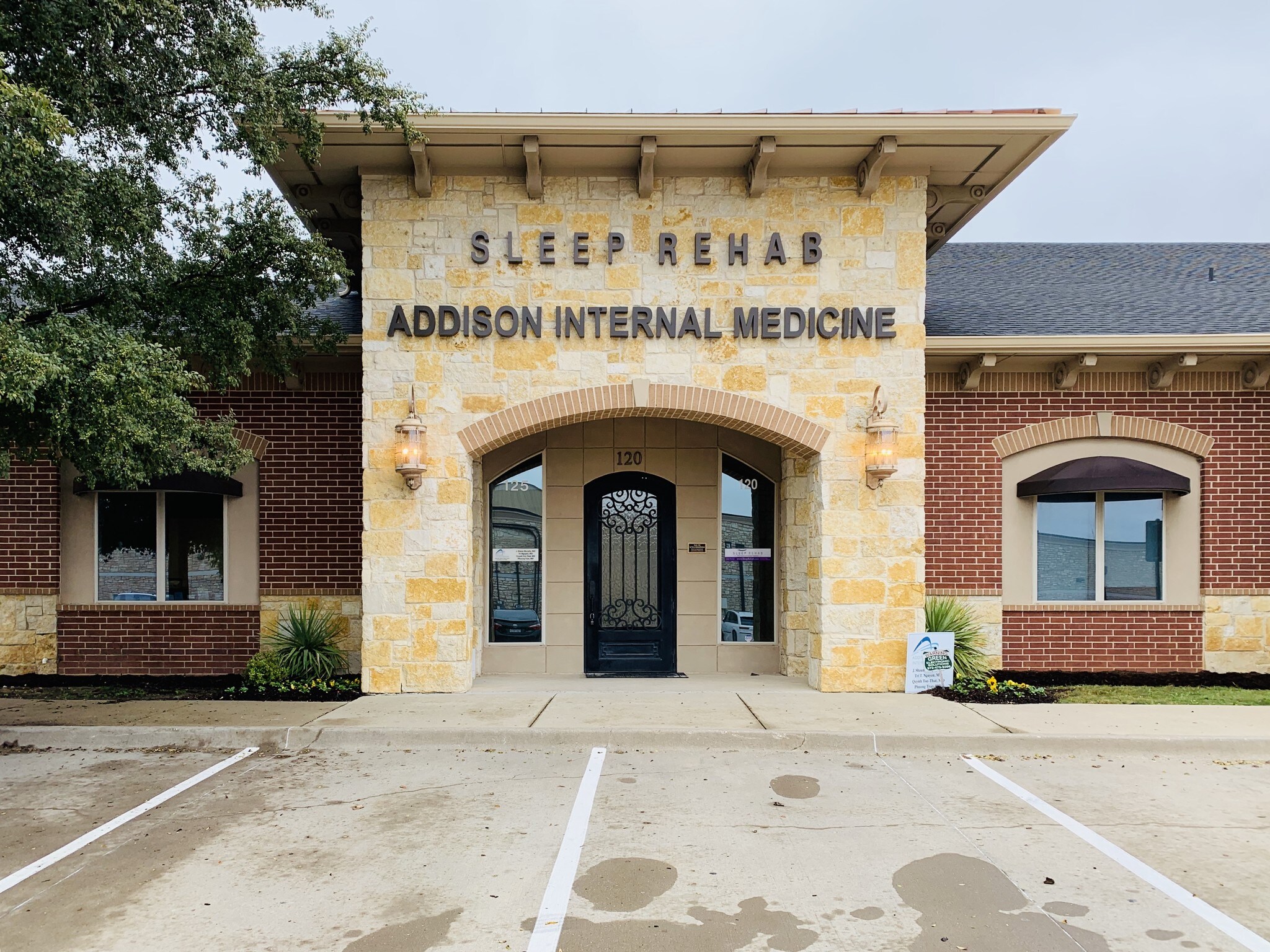 1428 W Hebron Pky, Carrollton, TX for Rent