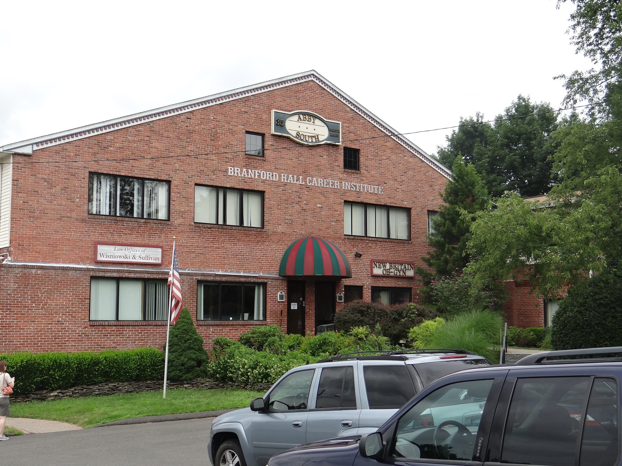 35 N Main St Southington, CT 06489 Office Property for Lease on