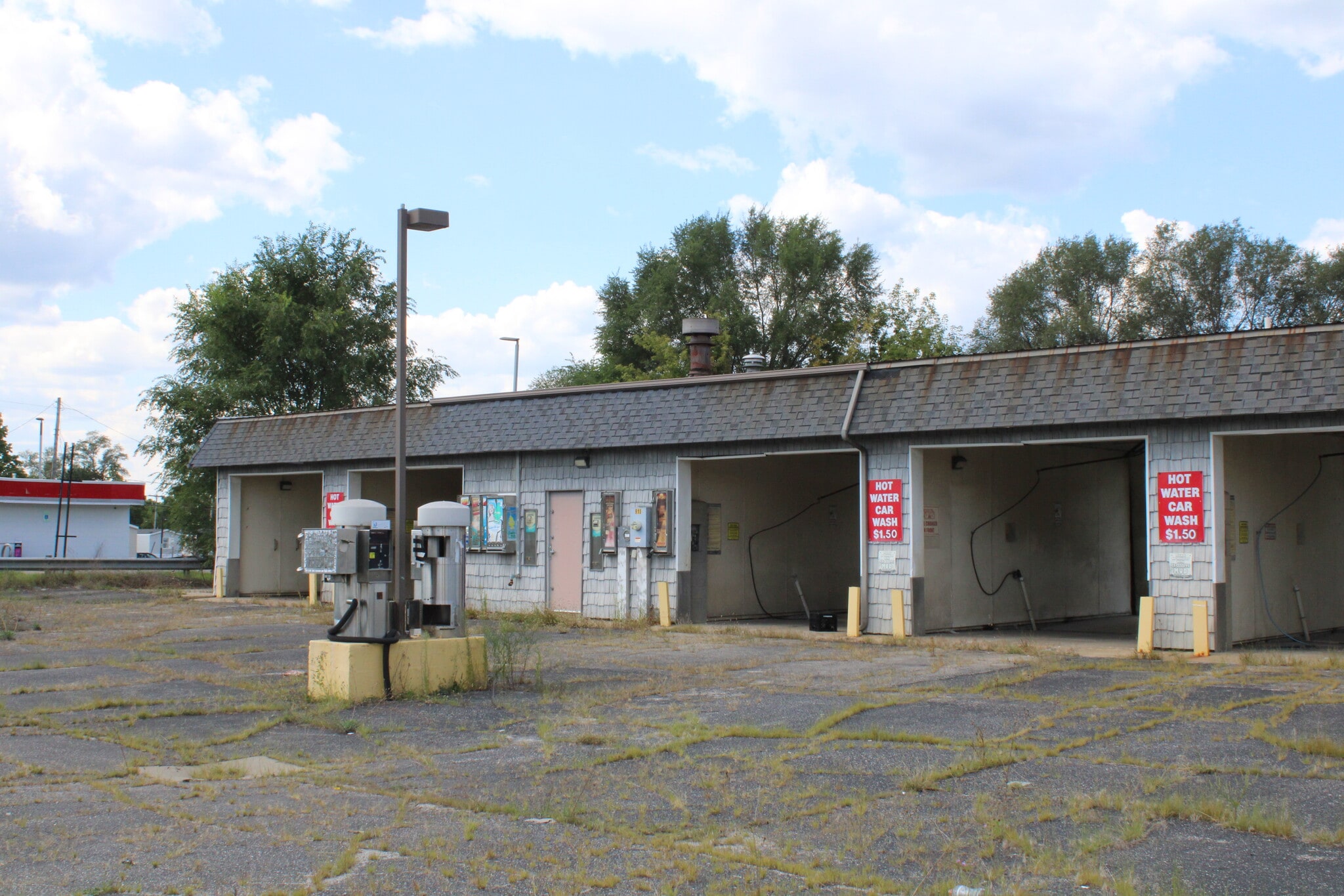 915 Michigan Ave E, Battle Creek, MI for Sale