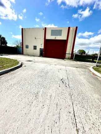 Hollywood, FL undefined - 5500-5532 Pembroke Rd