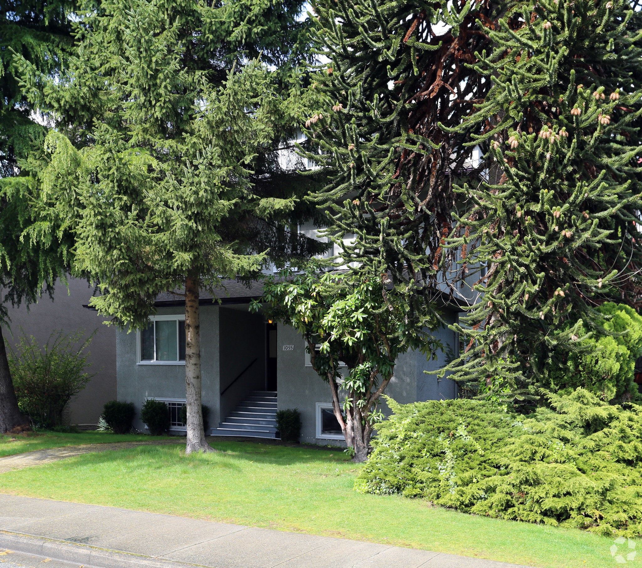 1055 W 10th Ave Vancouver, BC V6H 1H9 MultiFamily Property for Sale