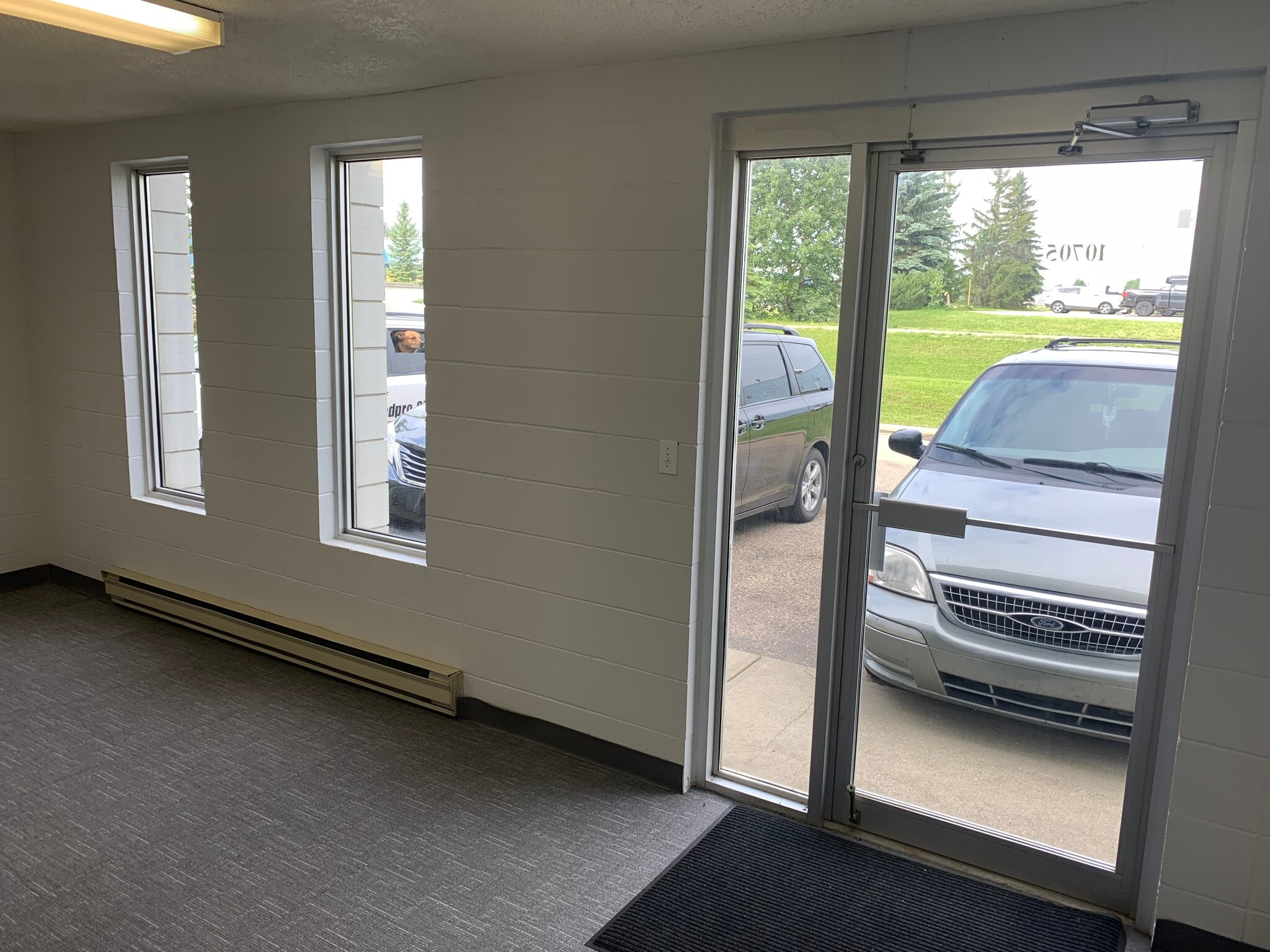 10705 205 St NW, Edmonton, AB for Rent