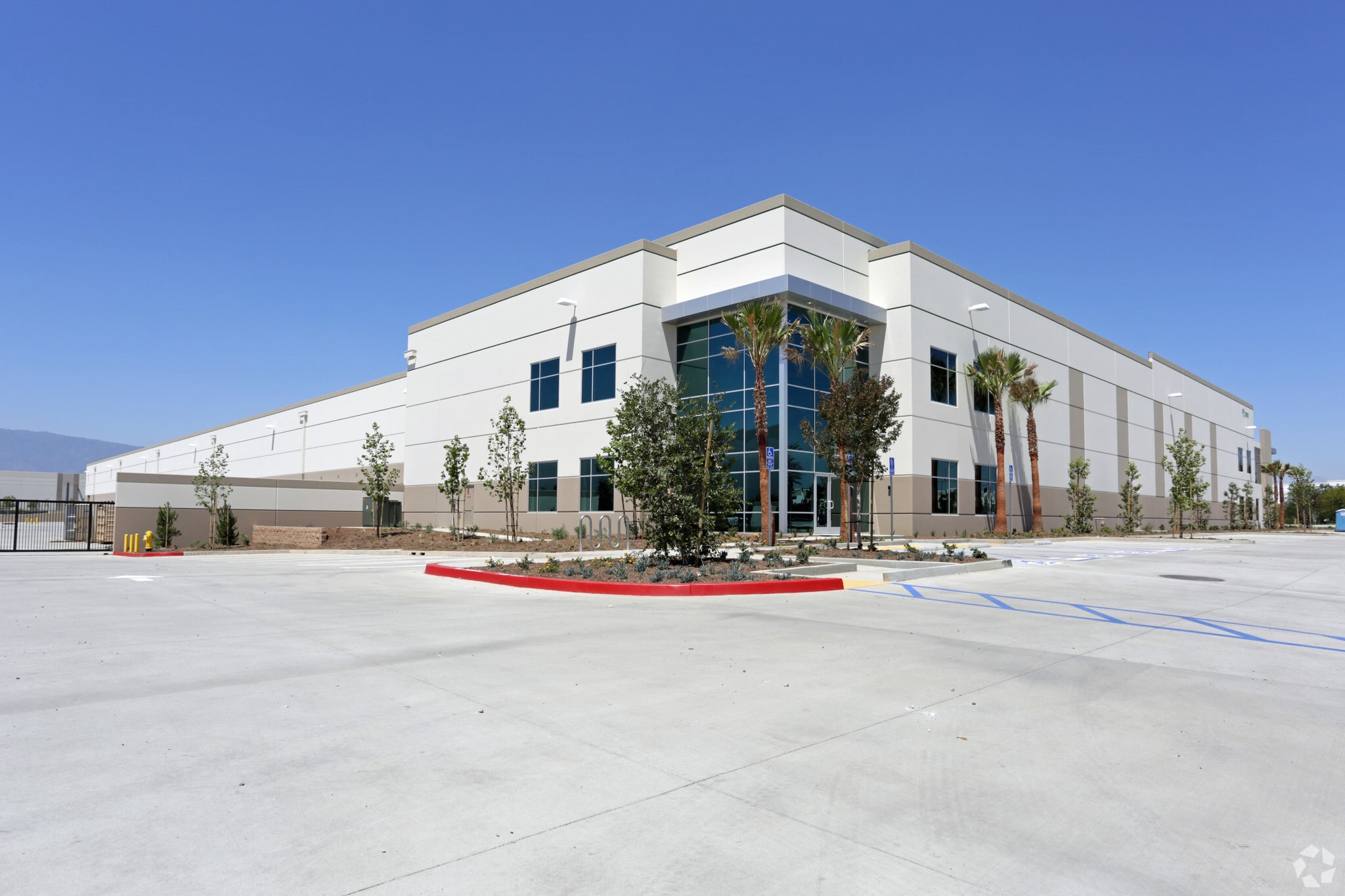 13310 Valley Blvd, Fontana, CA for Rent