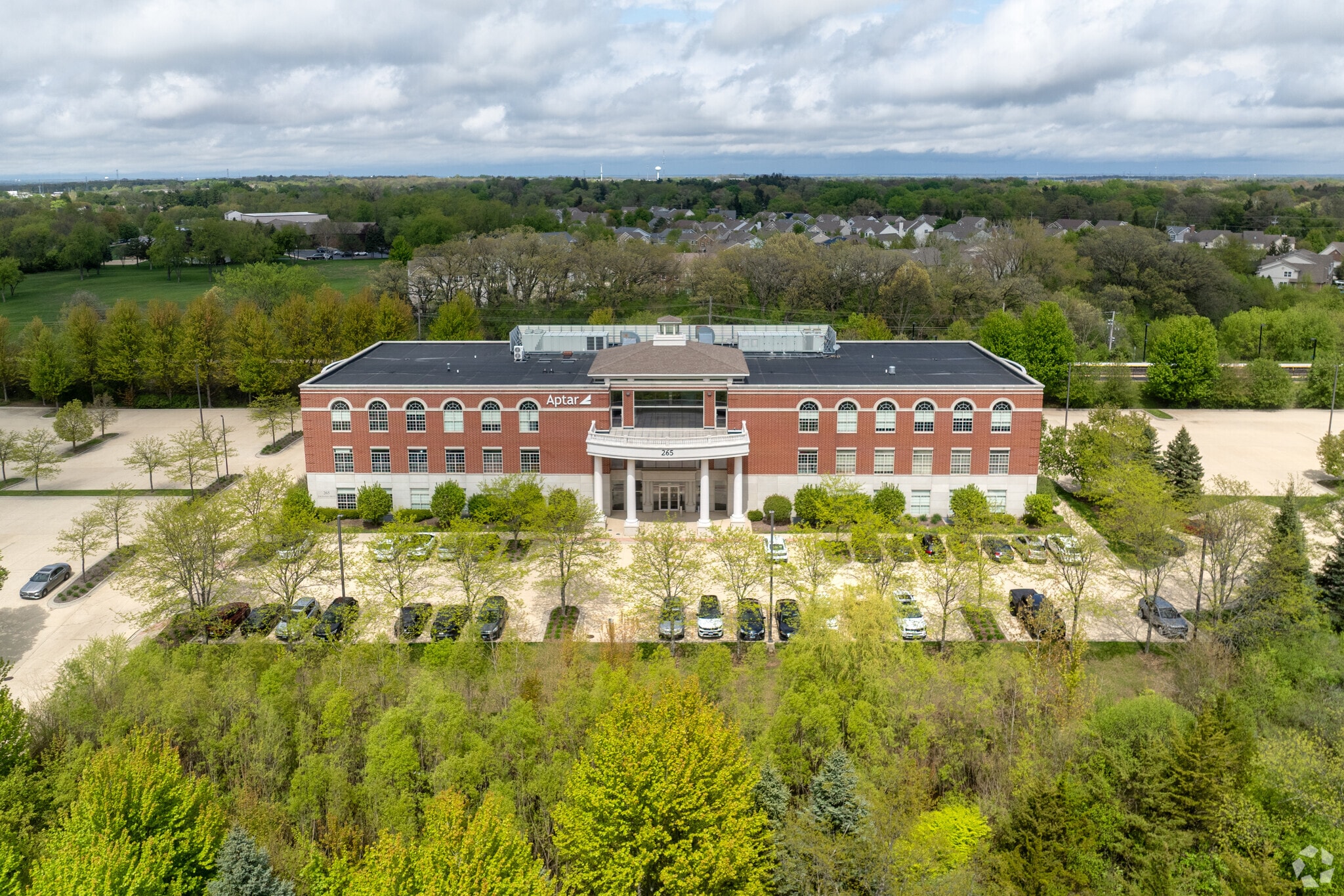 265 Exchange Dr, Crystal Lake, IL for Sale